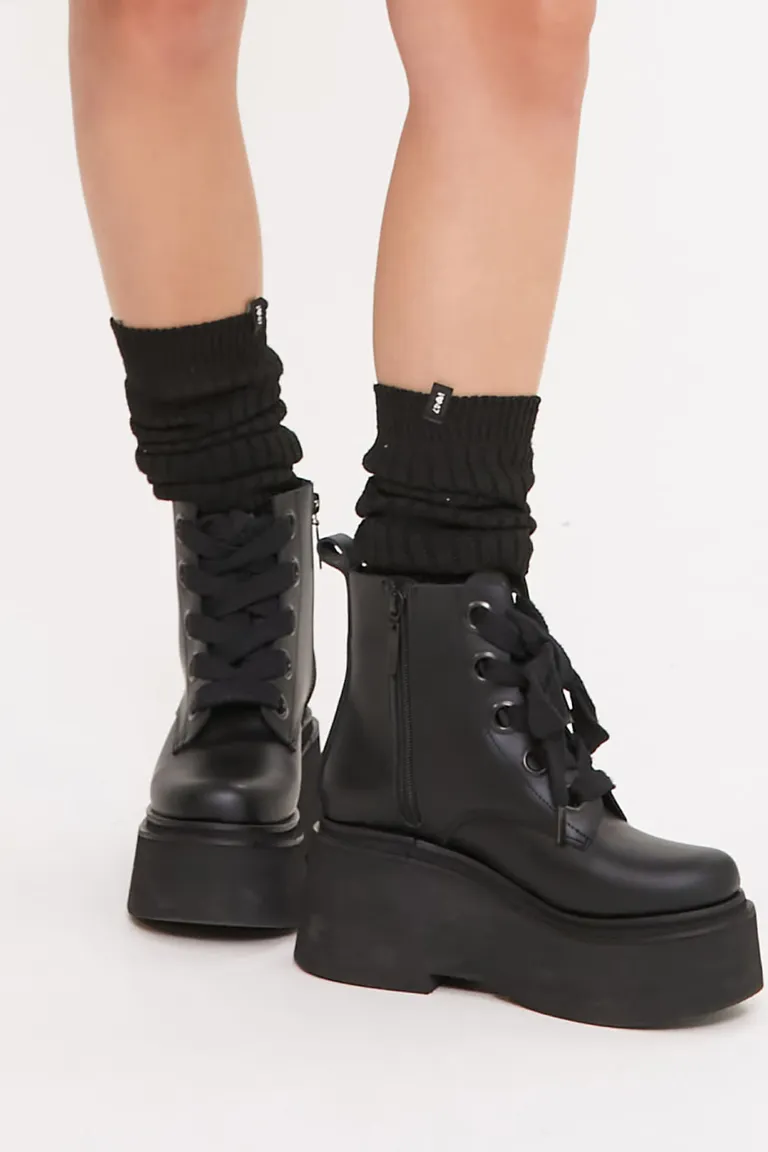 Borcegos de cuero negros con base tipo plataforma - Calzado de moda para mujeres de 47 Street en Botas y Botinetas para argentina