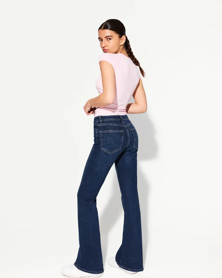 Jeans flare de Bershka en Pantalones para argentina