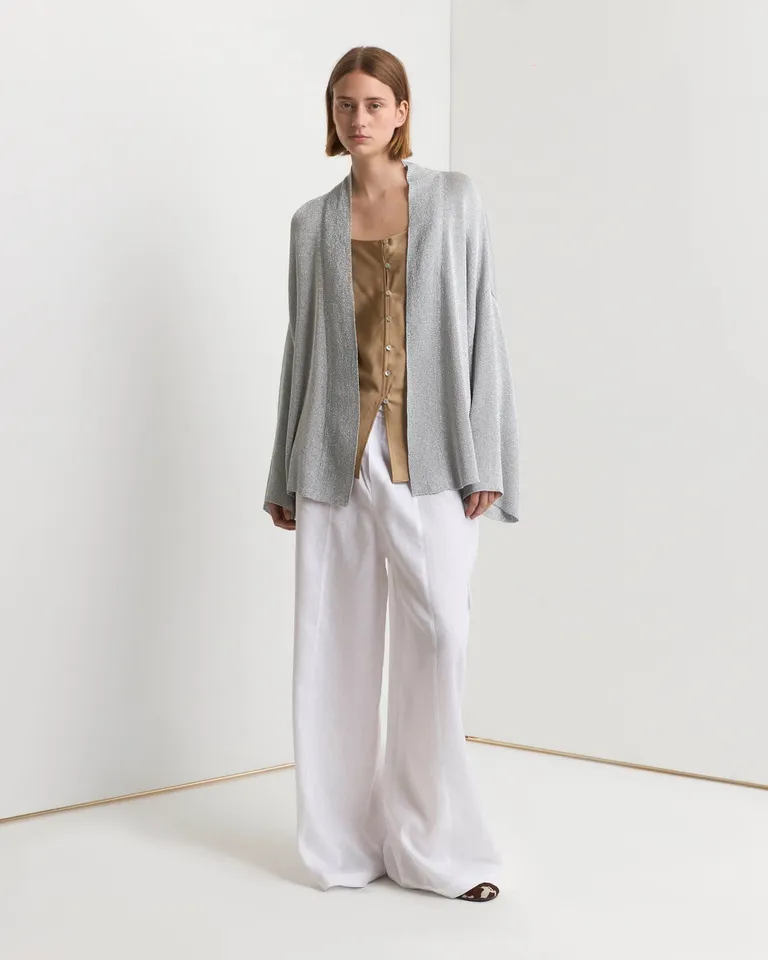 Elegante kimono oversized de lurex con silueta amplia y mangas largas de Prüne en Kimonos para argentina