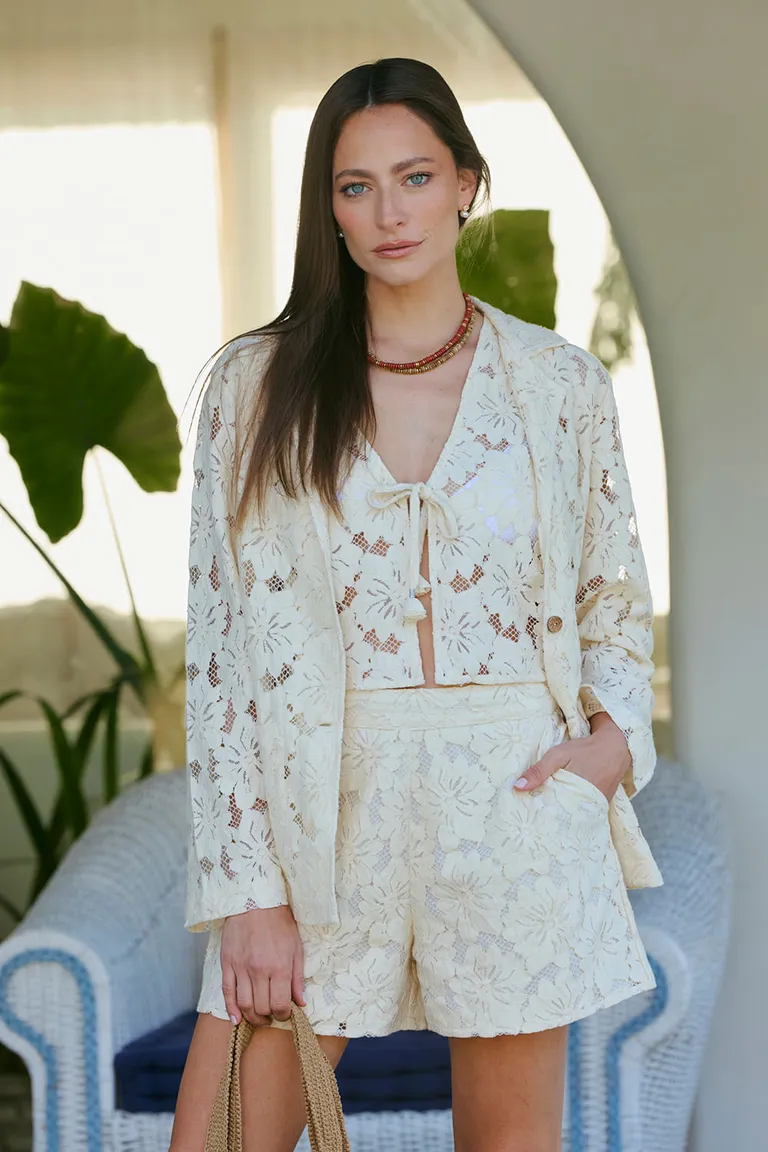 Saco de encaje floreado: prenda elegante y sofisticada para complementar tu estilo de Indiastyle en Chaquetas para argentina