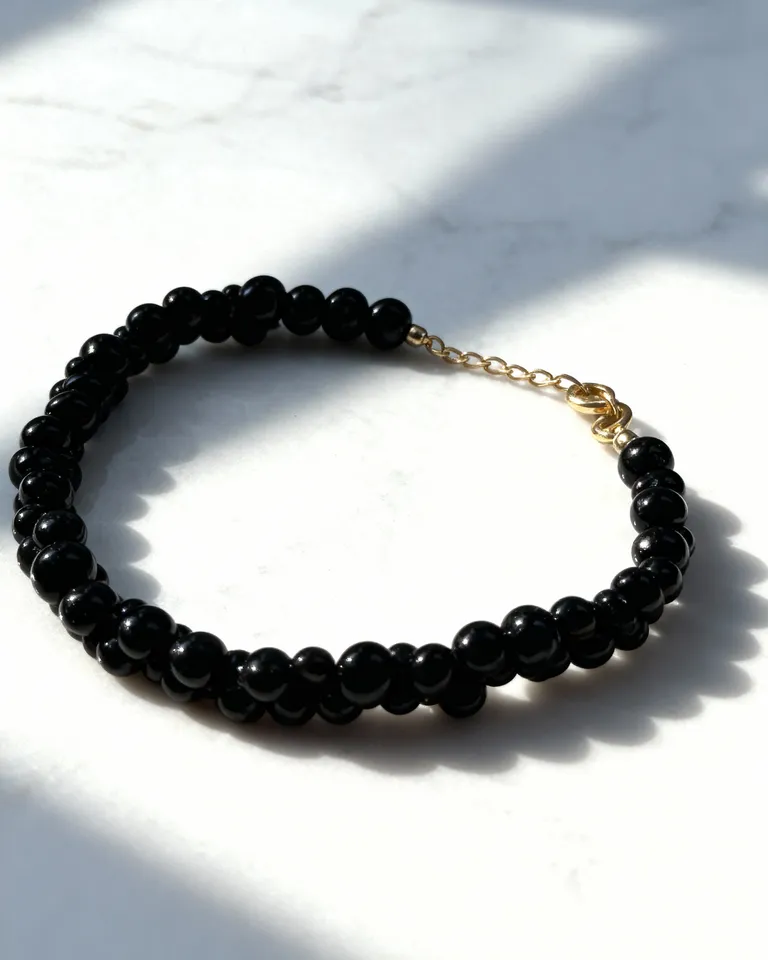 Collar de eslabones brillantes con cadena metálica dorada para mujer de Maria Cher en Bijouterie para argentina