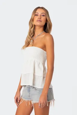 Top tubo harleigh volantes de Edikted en Tops para argentina