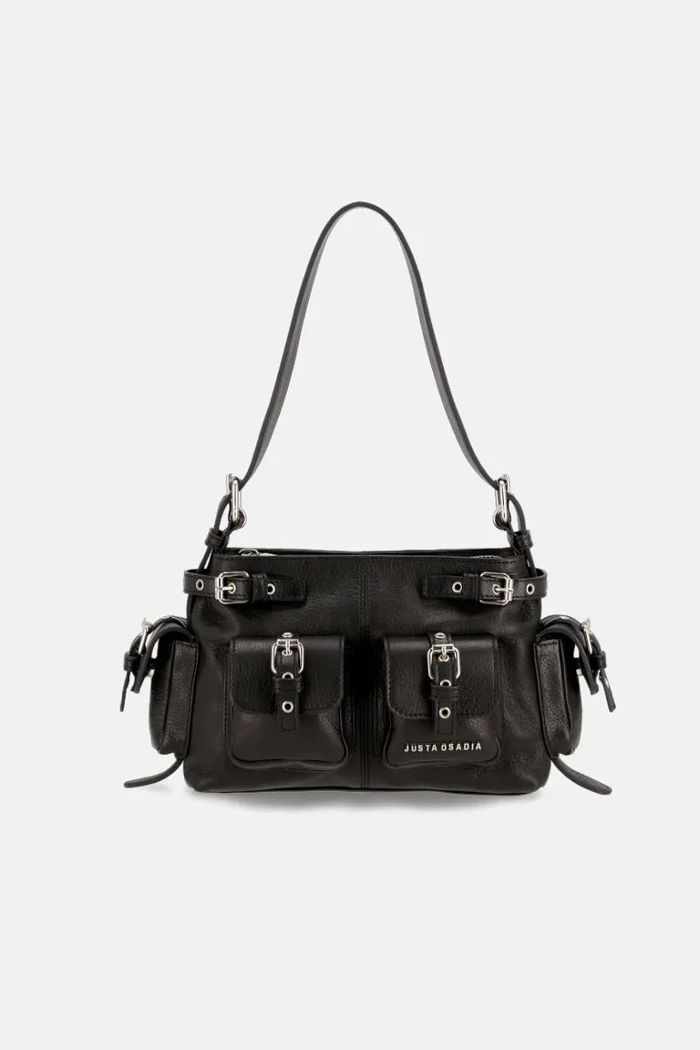Cartera de cuero negra con compartimentos y manija cómoda para llevar al hombro o en la mano de Justaosadia en Bolsos y Carteras para argentina