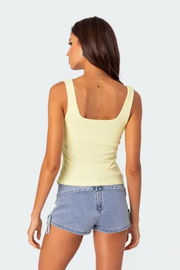 Musculosa lola textura rib de Edikted en Tops para argentina