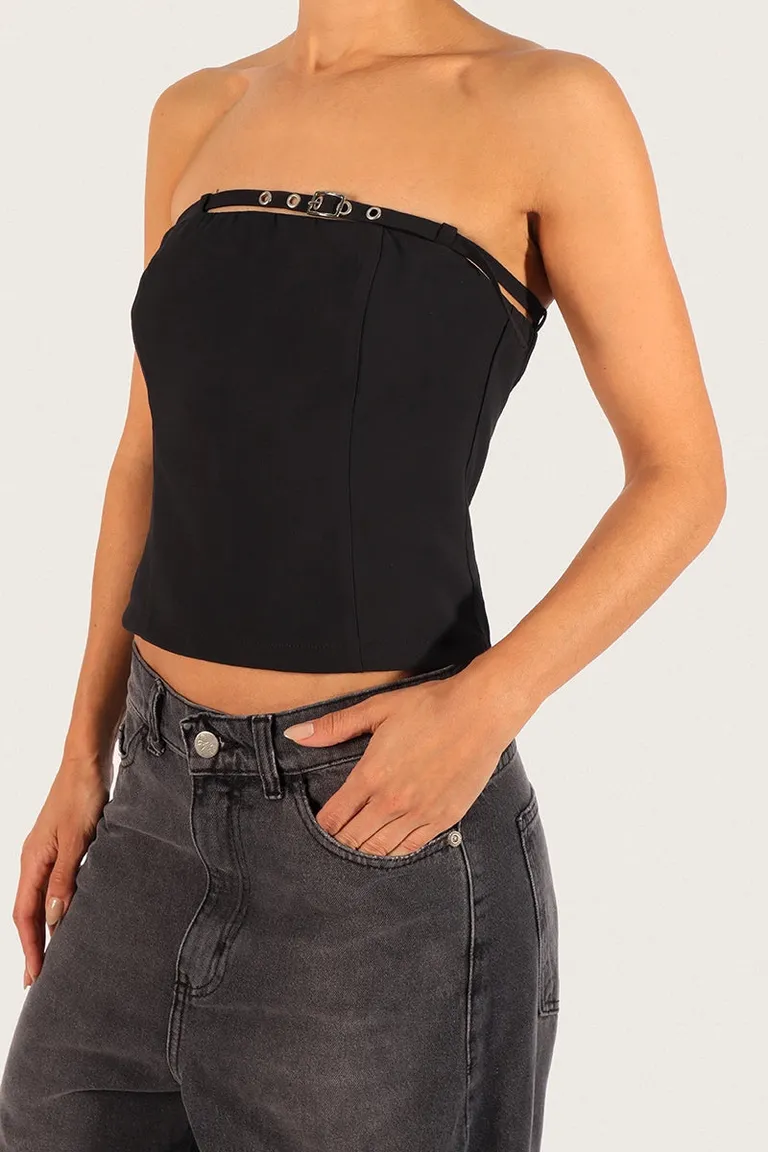 Top negro strapless con cinturón decorativo, diseño modular y elegante de Sofia Sarkany en Tops para argentina