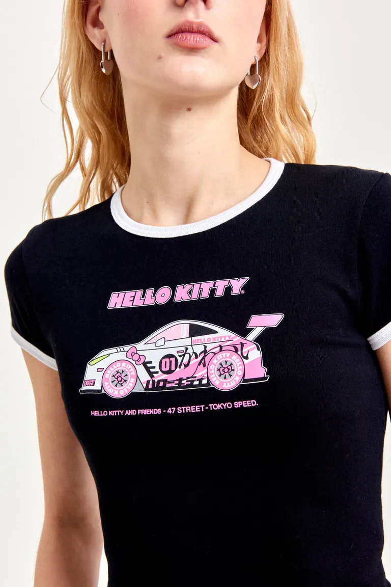 Remera negra con estampado de gato y auto para mujer de 47 Street en Remeras para argentina