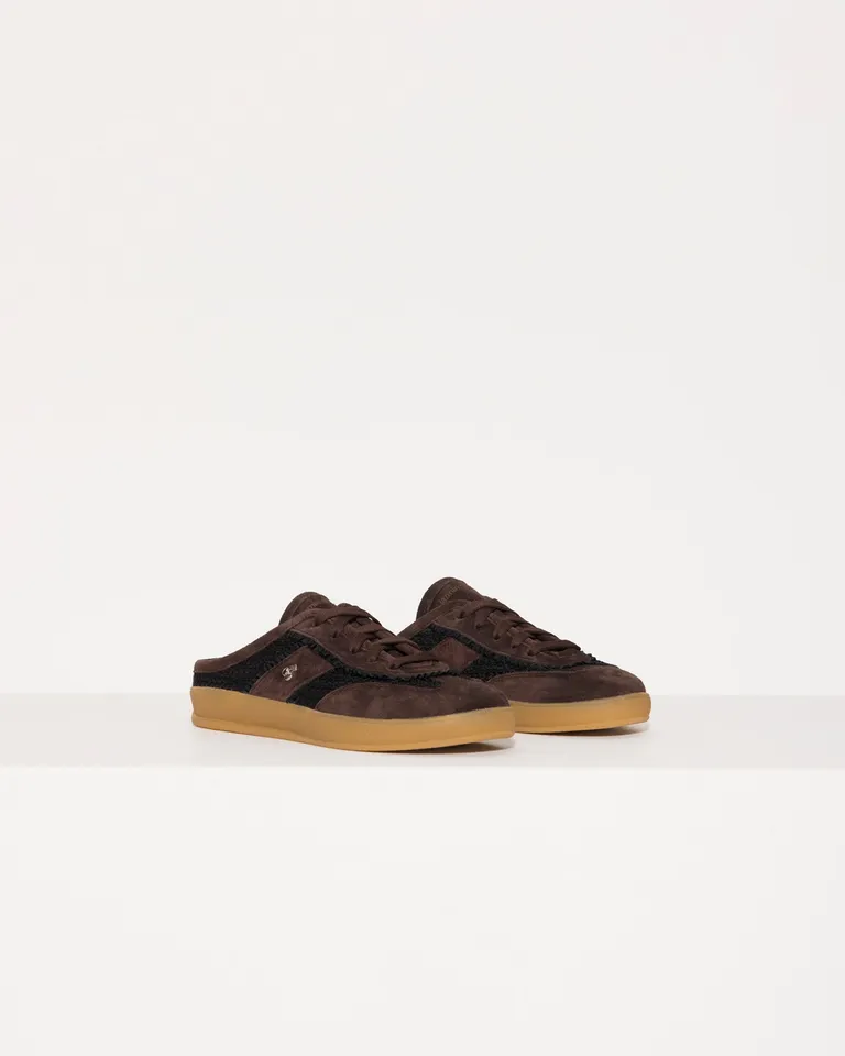 Zapatillas anya: Diseño urbano y comfort en un solo calzado de Jazmin Chebar en Zapatillas para argentina