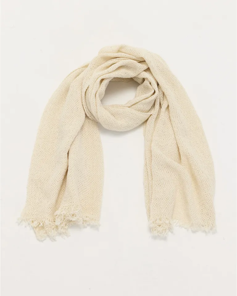 Pashmina beige de tejido plano y flecos cortos, un accesorio elegante y versátil de Blue Sheep en Bufandas y Pañuelos para argentina
