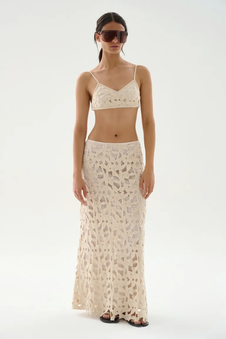 Falda midi estampada Quincy Mare, una prenda elegante y versátil para el guardarropa femenino de Maria Cher en Faldas para argentina