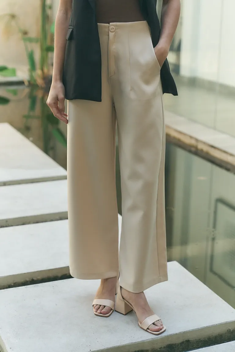 Pantalón ancho con pinzas y bolsillos laterales para mujer de Lemmon en Pantalones para argentina