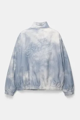 Cortavientos tie dye stwd de Pull&Bear en Abrigos y Camperas para argentina