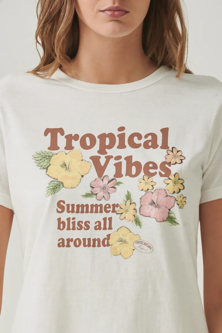Remera estampada con estilo tropical y diseño alegre de Sweet en Remeras para argentina