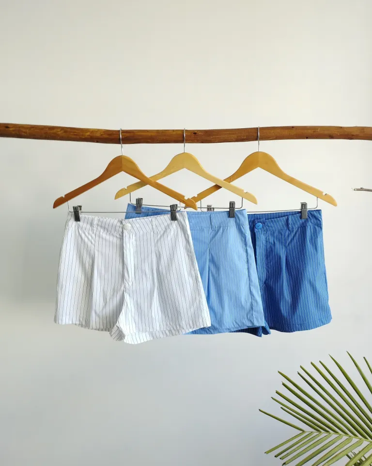 Shorts de corte recto en tonos azulados para un look casual y fresco de Lemmon en Shorts para argentina