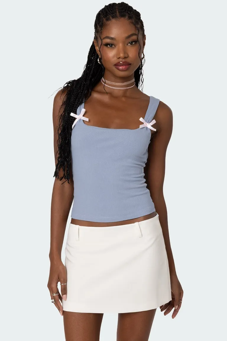 Musculosa lola textura rib de Edikted en Tops para argentina