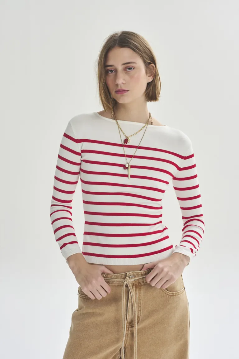 Elegante sweater de rayas blanco y rojo con manga larga de Akiabara en Buzos y Sweaters para argentina