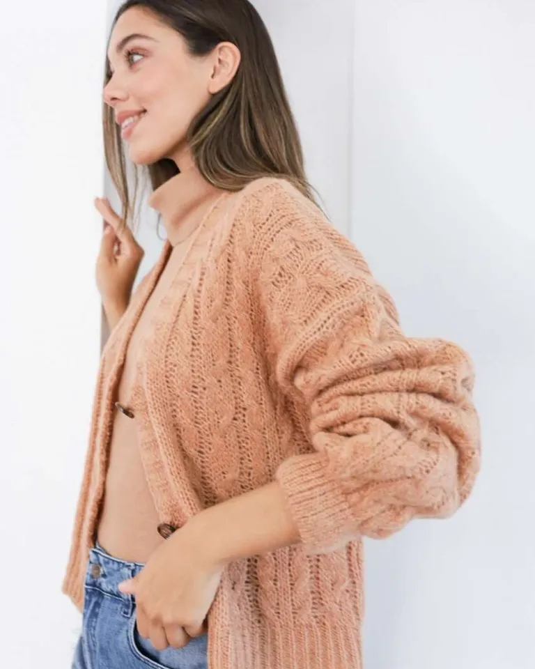 Chaqueta de frizz con manga globo y botones - Estilo elegante y versátil de Hesed en Chaquetas para argentina