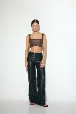 Crop top becky de Audaz en Tops para argentina