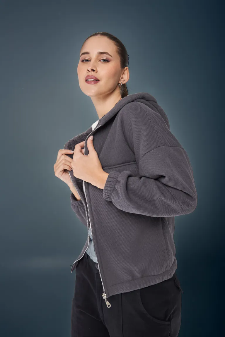 Chaqueta marrón de diseño moderno y elegante para mujer de Apricot en Chaquetas para argentina