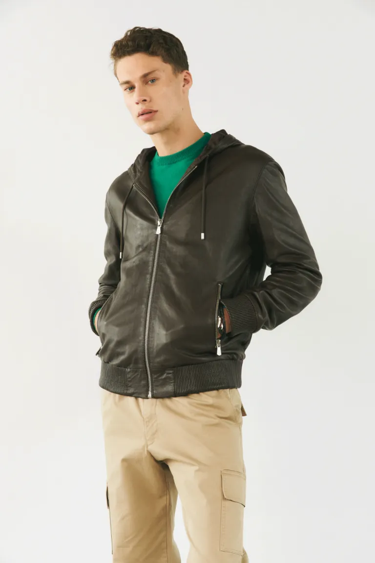 Campera de cuero con capucha y bolsillos para hombre de Bensimon en Abrigos y Camperas para argentina