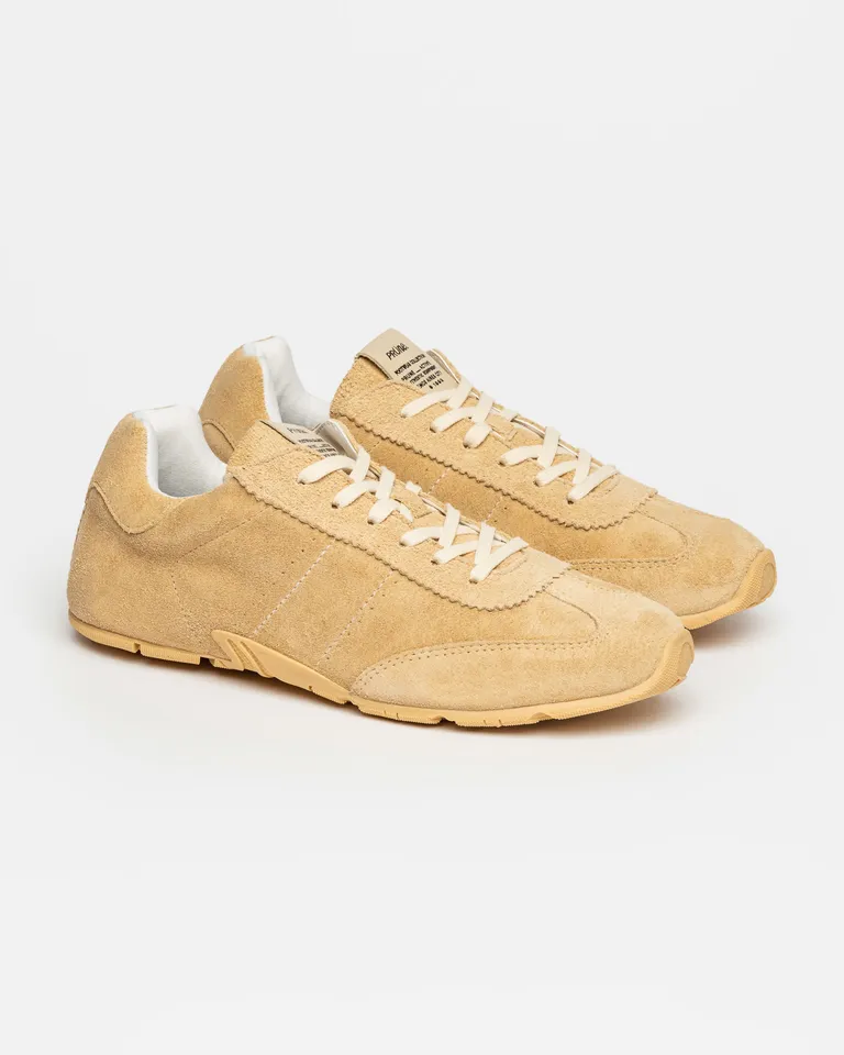 Zapatilla urbana de cuero gamuzado con suela de goma y plantilla confort de Prüne en Zapatillas para argentina