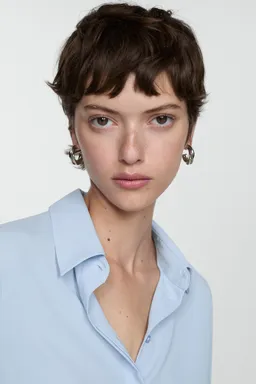 Camisa manga larga fluida de Mango en Camisas para argentina