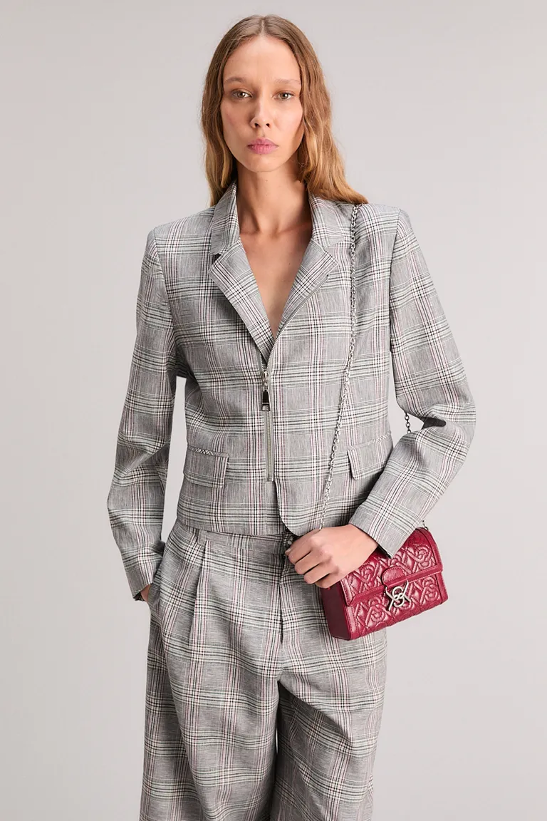 Chaqueta slim crop en tejido sastrero con lino de Kosiuko en Chaquetas para argentina