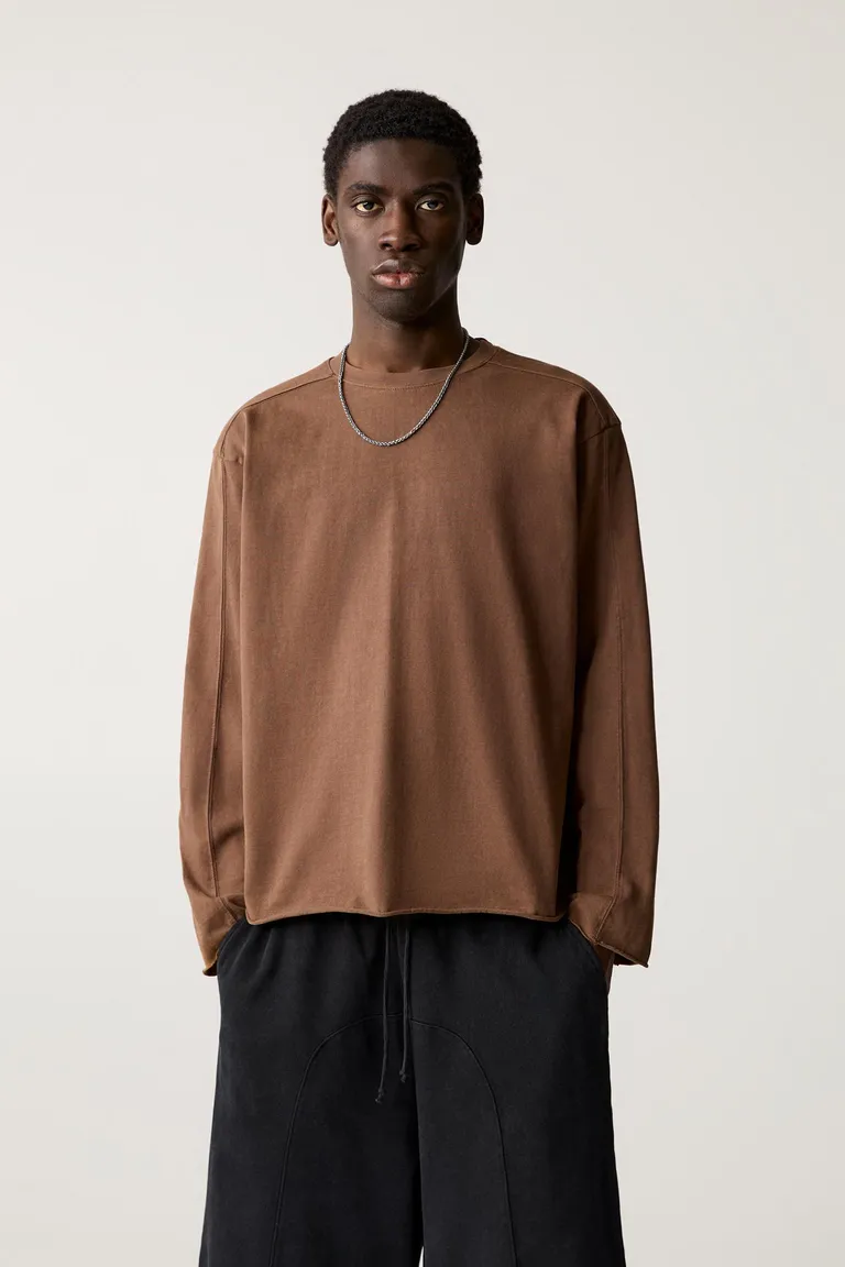 Remera lavada bajo cortado de Pull&Bear en Remeras y Polos para argentina