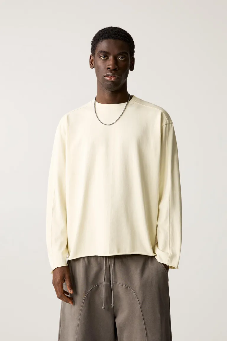 Remera lavada bajo cortado de Pull&Bear en Remeras y Polos para argentina