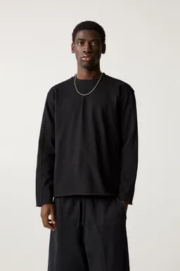Remera lavada bajo cortado de Pull&Bear en Remeras y Polos para argentina