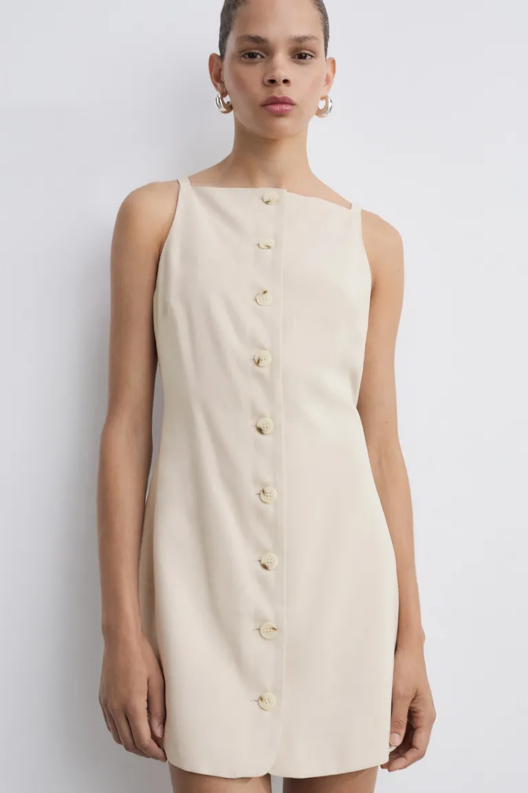 Vestido corto con botones de Mango en Vestidos para argentina