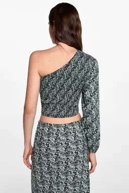 Blusa asimétrica estampada de Mango Teen en Blusas para argentina