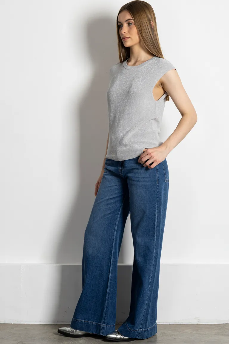 Musculosa de cuello redondo con detalles de lurex - Ideal para un look casual y elegante de Kill en Buzos y Sweaters para argentina