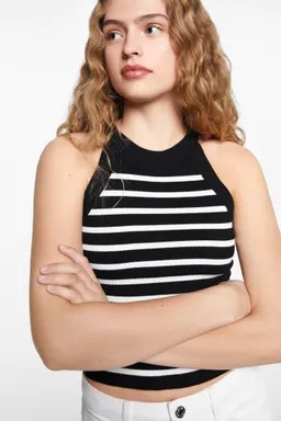 Top canalé de Mango Teen en Tops para argentina