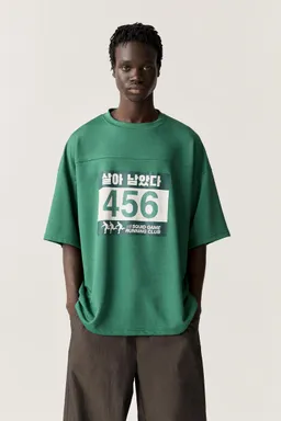 Remera el juego del calamar de Pull&Bear en Remeras y Polos para argentina