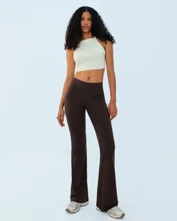 Pantalón acampanado de Bershka en Pantalones para argentina