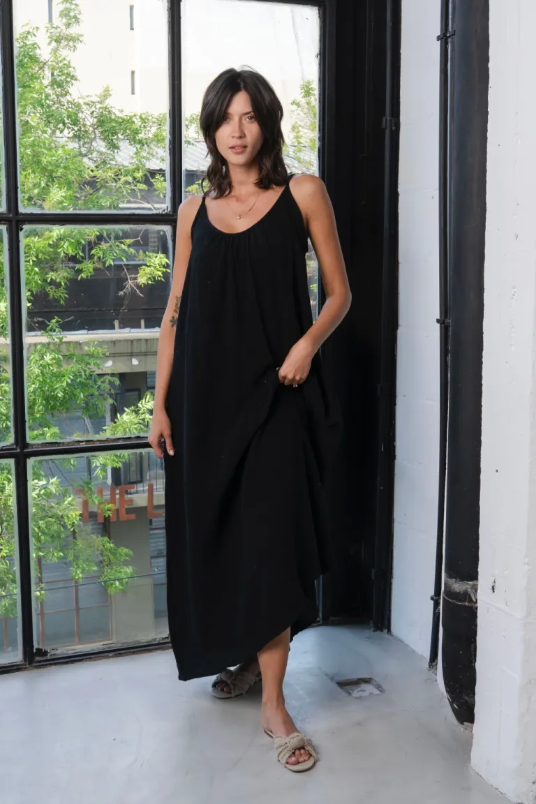 Vestido Amplio Escotado de Belle en Vestidos para argentina