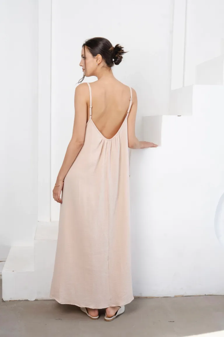 Vestido Amplio Escotado de Belle en Vestidos para argentina