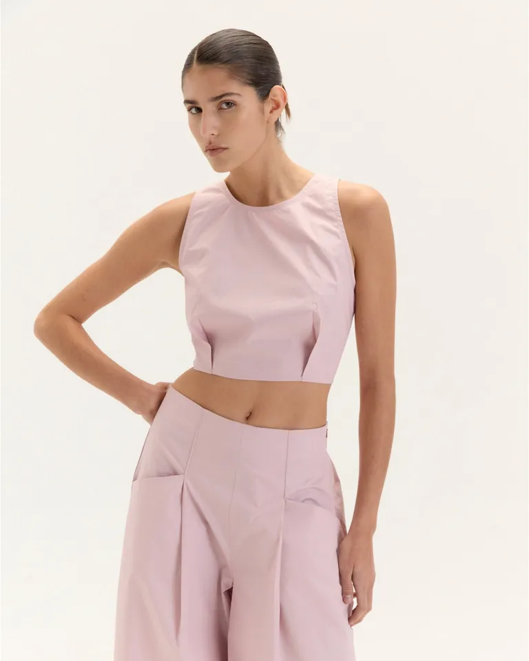 Top sika: una prenda elegante y versátil con detalles en la espalda de Blue Sheep en Tops para argentina