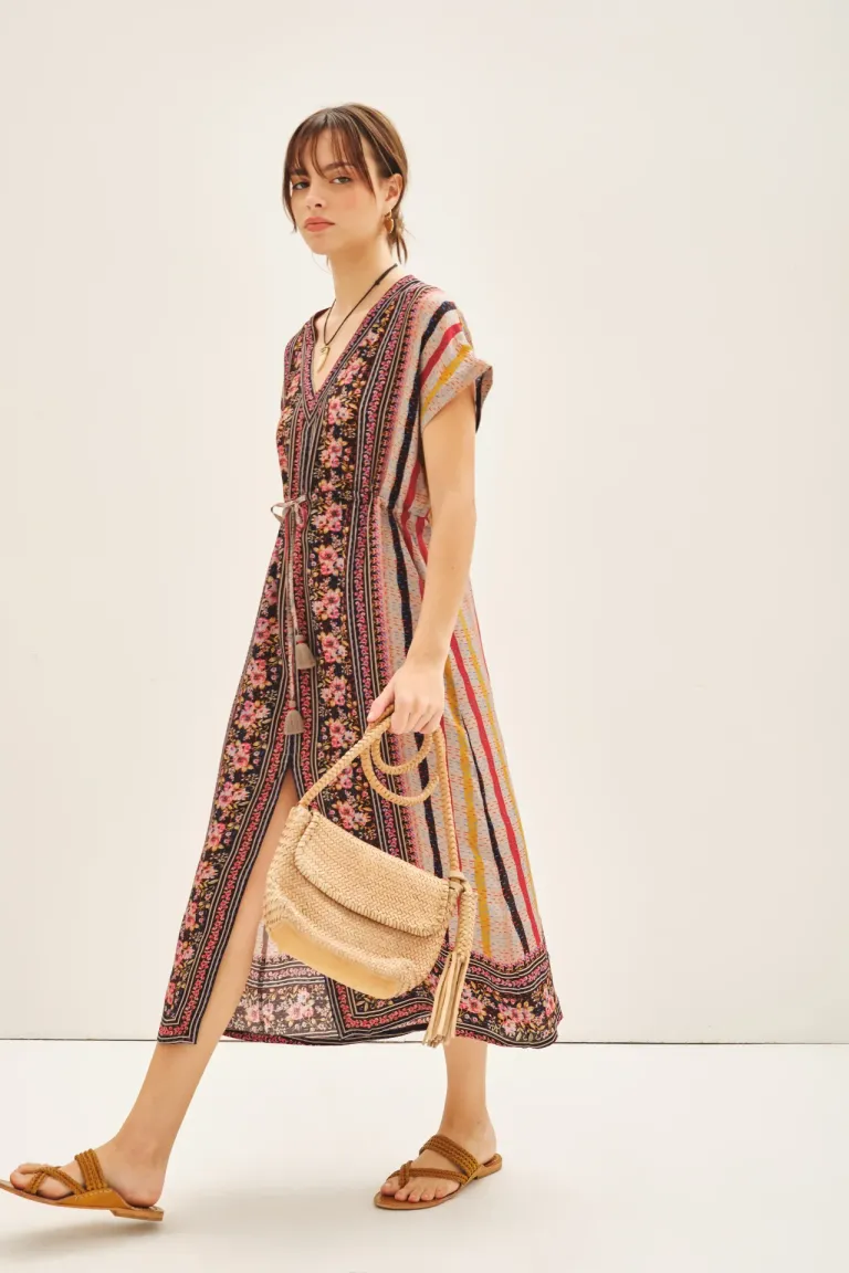 Vestido midi de viscosa estampada con escote en V y flecos en la cintura de Rapsodia en Vestidos para argentina