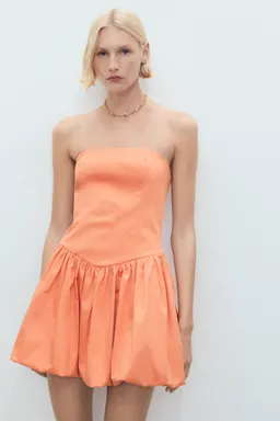Vestido corto efecto globo de Mango en Vestidos para argentina