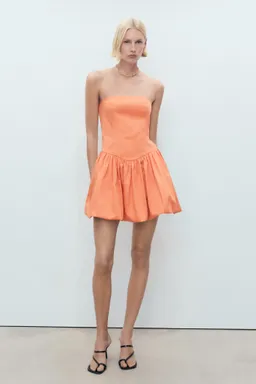 Vestido corto efecto globo de Mango en Vestidos para argentina