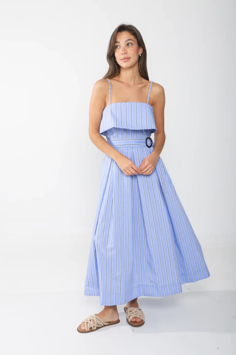 Vestido de poplin rayado con solapa, entallado en la parte superior y falda evase con lazo en la cintura de Belle en Vestidos para argentina