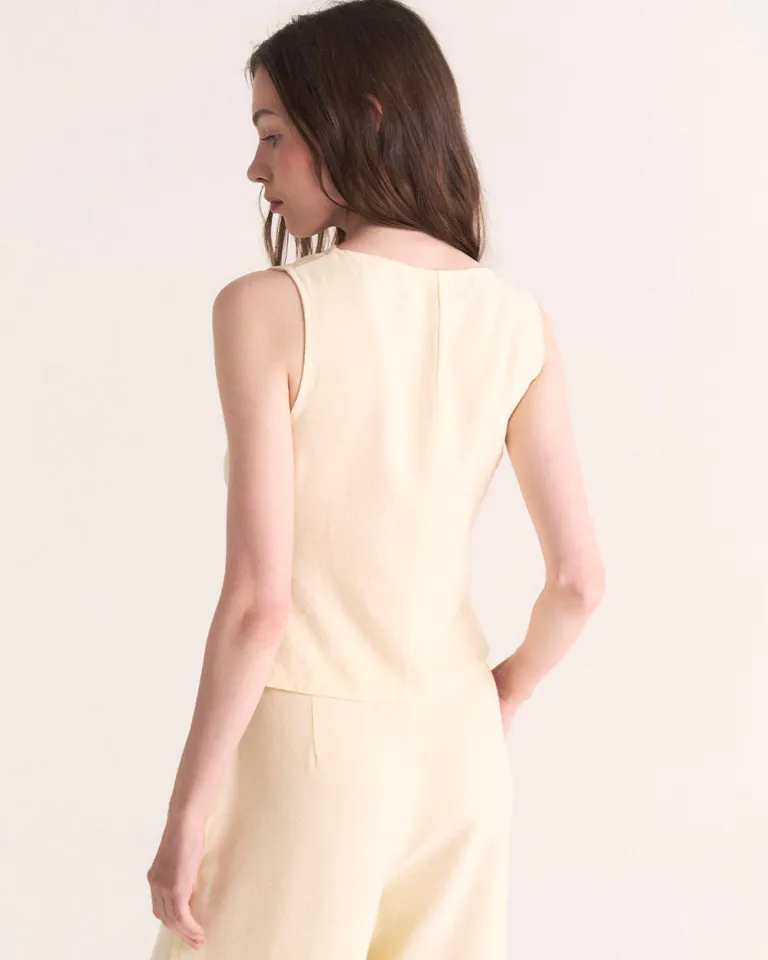 Top asimétrico con cuello drapeado y frunces laterales, cierre oculto de Sky en Tops para argentina