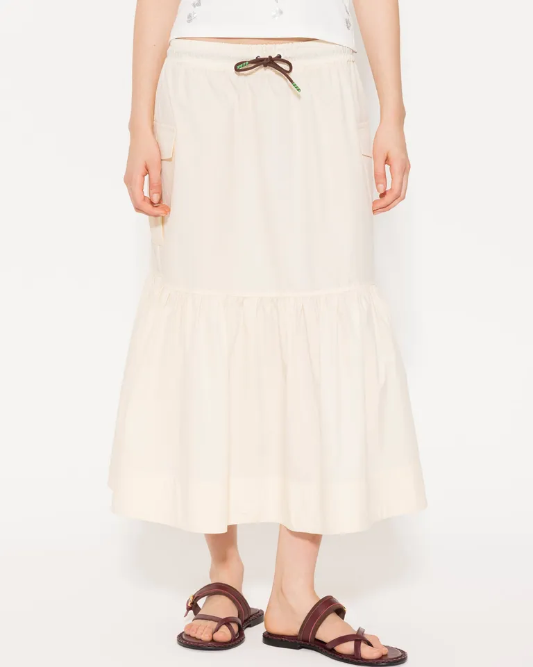 Falda midi blanca de poplín con cintura elástica y volados de Jazmin Chebar en Faldas para argentina