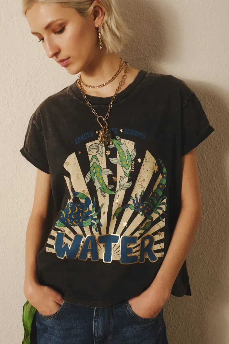 Remera de algodón con estampado esotérico y corte holgado de Rapsodia en Remeras para argentina