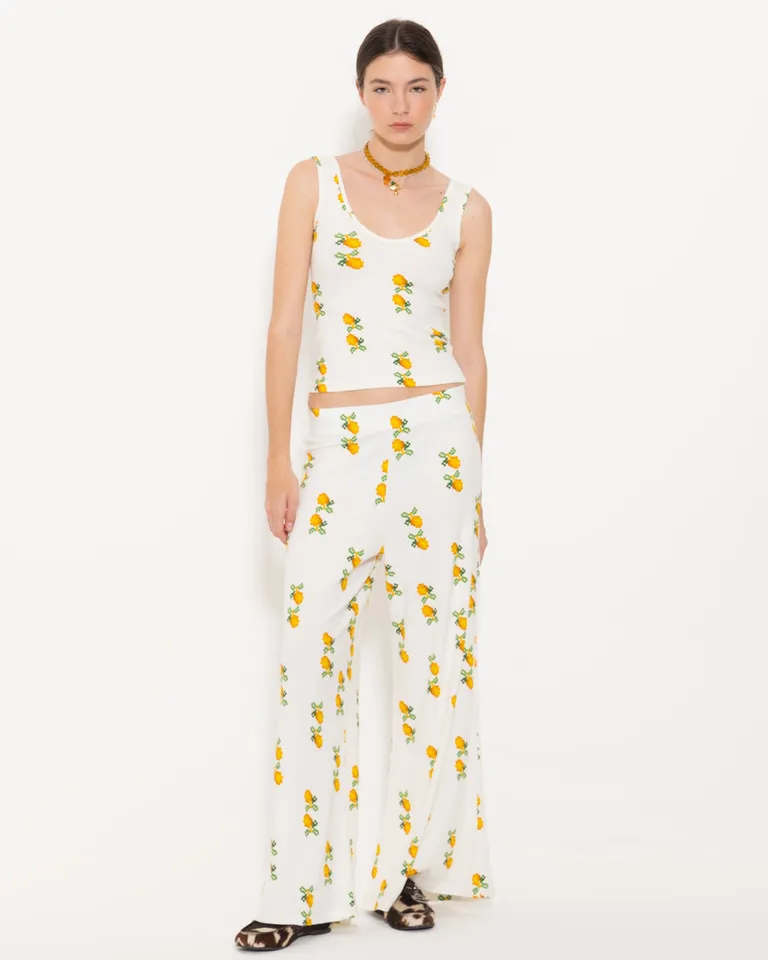 Pantalón palazzo de diseño estampado con cintura elástica y piernas amplias de Jazmin Chebar en Pantalones para argentina