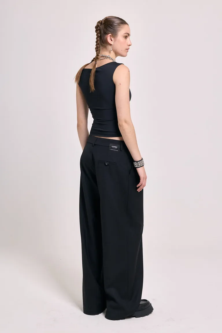 Pantalón sastrero de tiro medio con pinzas, silueta recta y calce relajado de estilo formal de 47 Street en Pantalones para argentina