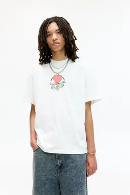 Remera blanca tom y jerry de Pull&Bear en Remeras y Polos para argentina