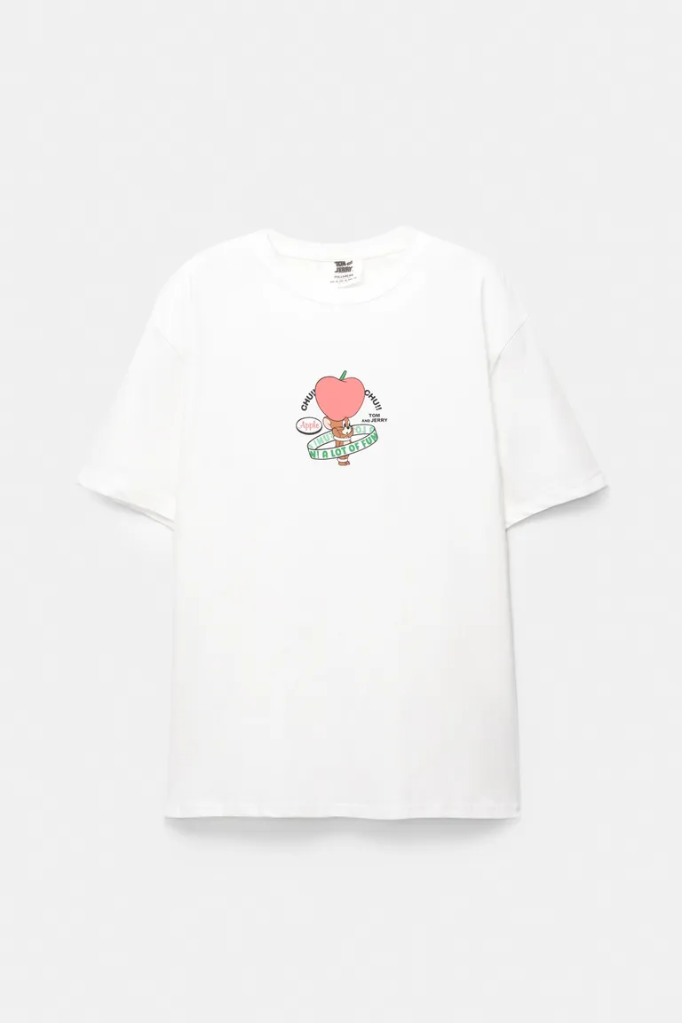 Remera blanca tom y jerry de Pull&Bear en Remeras y Polos para argentina