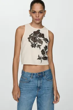 Top crop bordado de Mango en Tops para argentina